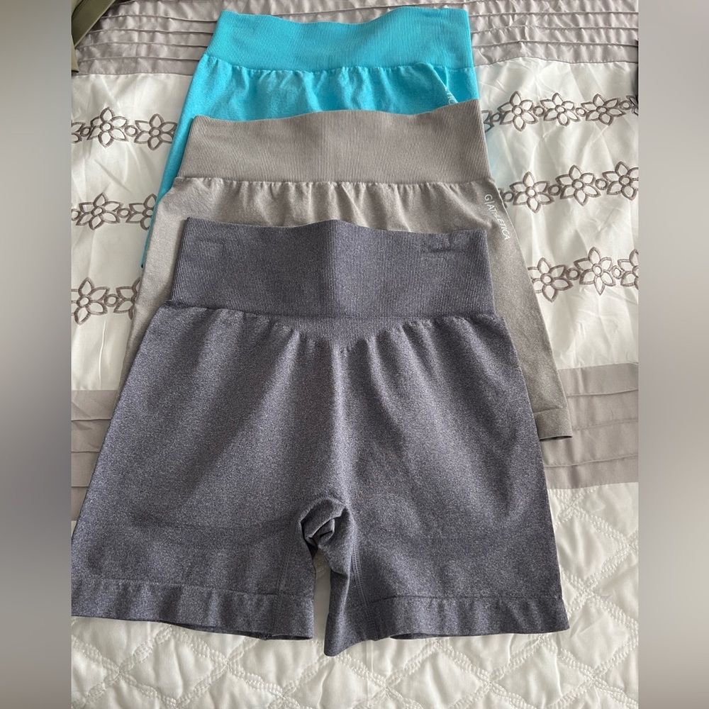 G-Athletica 4inch inseam booty contour shorts